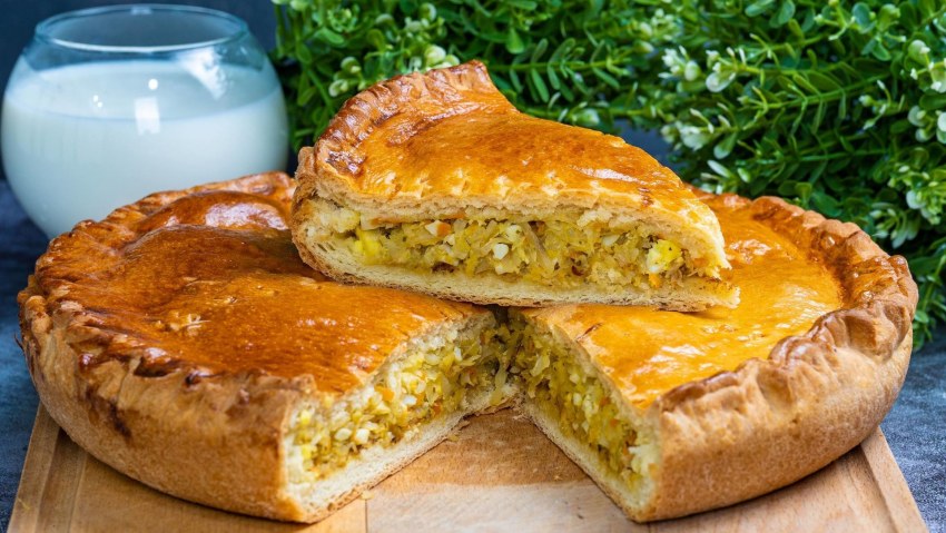 Дрожжевой пирог с капустой