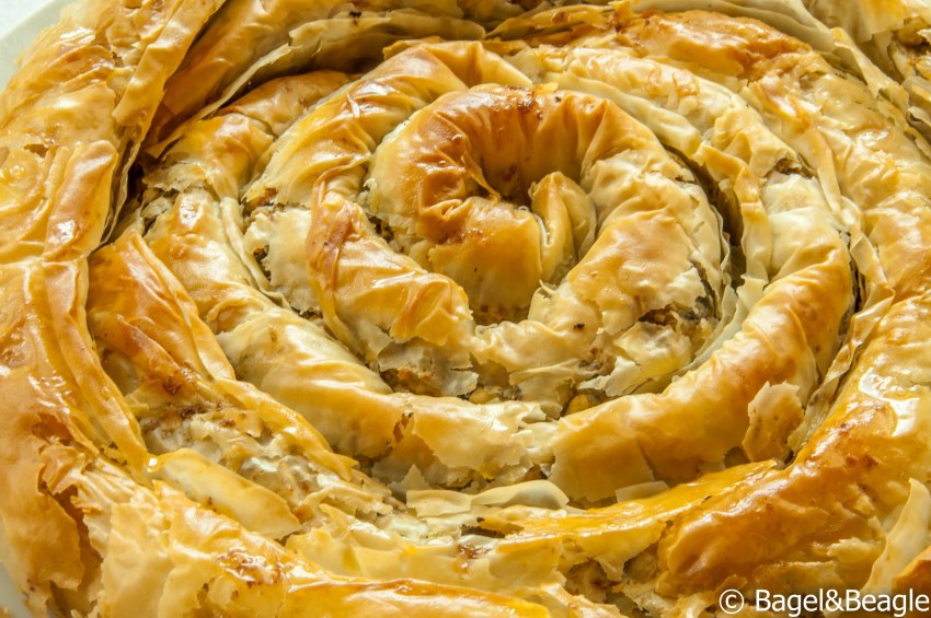 Пирог с сыром и шпинатом фило