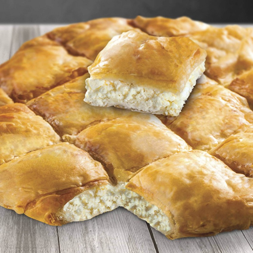 Греческий пирог со шпинатом и фетой