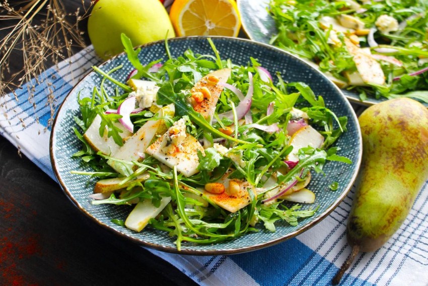 Руккола с телятиной салат