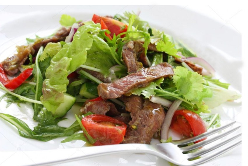 Салат Прато с куриной печенью