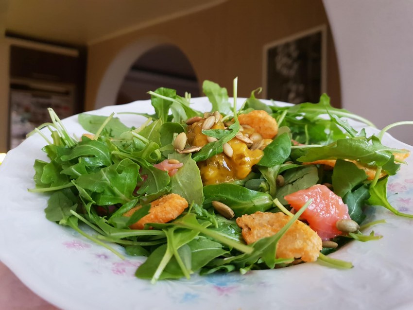 Салат курица руккола помидоры