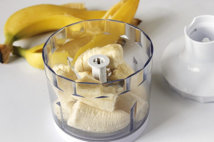 Банан в блендере