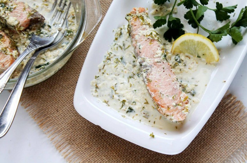 Семга под соусом