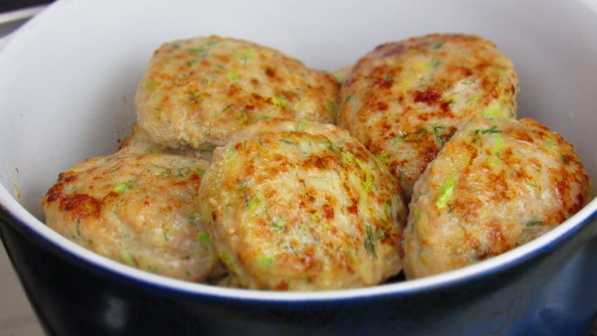 Курино-кабачковые котлетки
