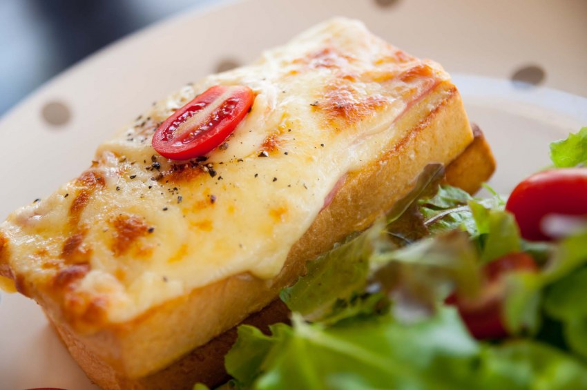 Бутерброд с плавленным сыром