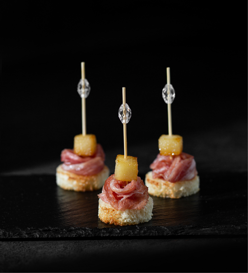 Канапе ананас сыр маслина