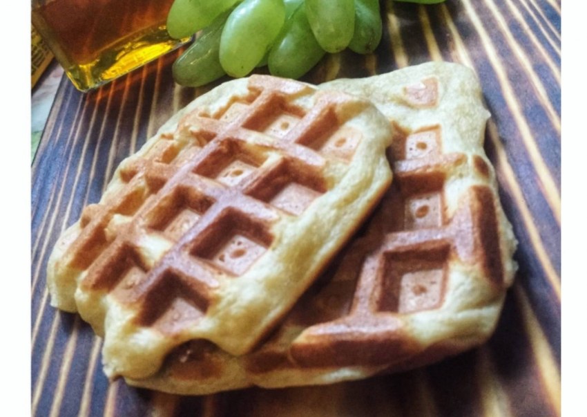 Много вафель