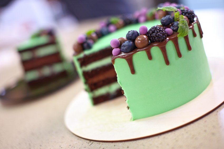 Торт облитый