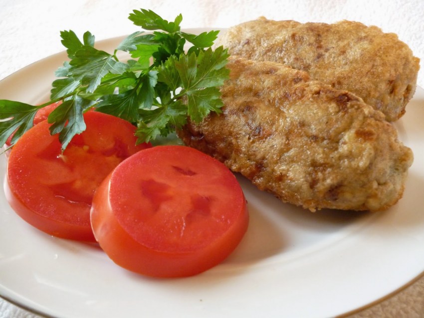 Гречаники в грибном соусе