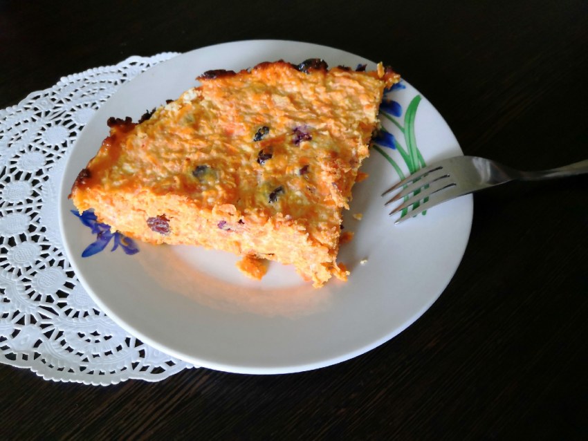 Пирог с творогом и яблоками