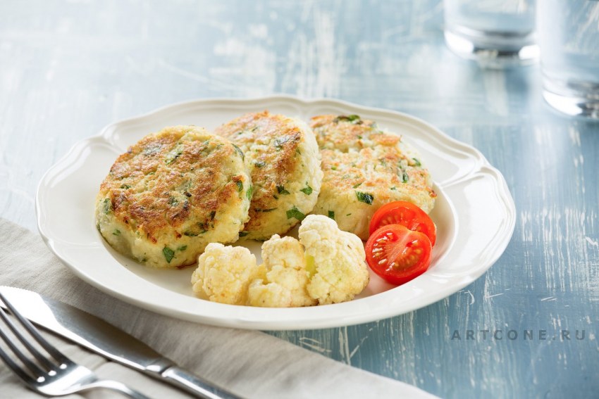 Куриные котлеты с цветной капустой