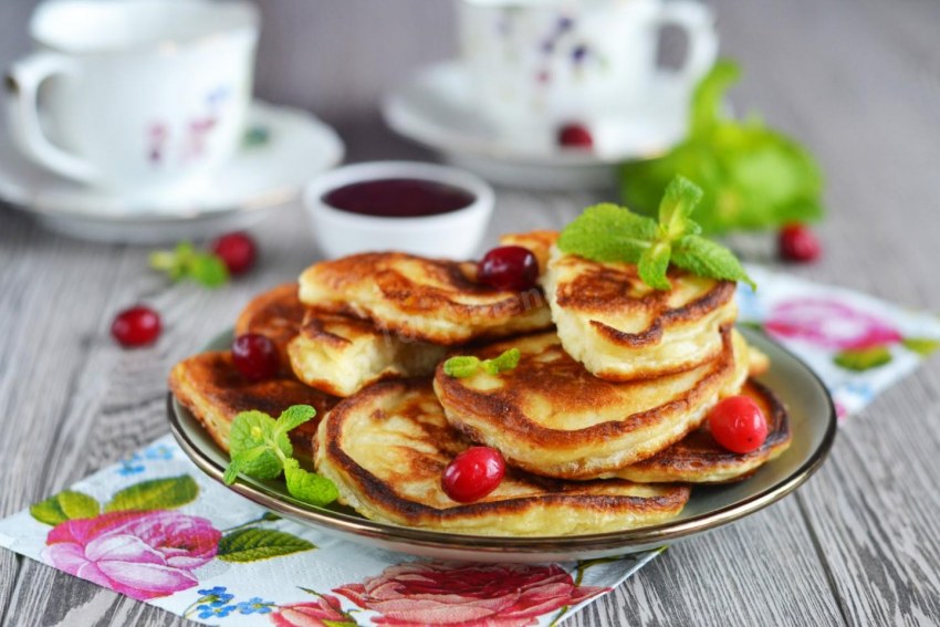 Оладьи на кефире пышные