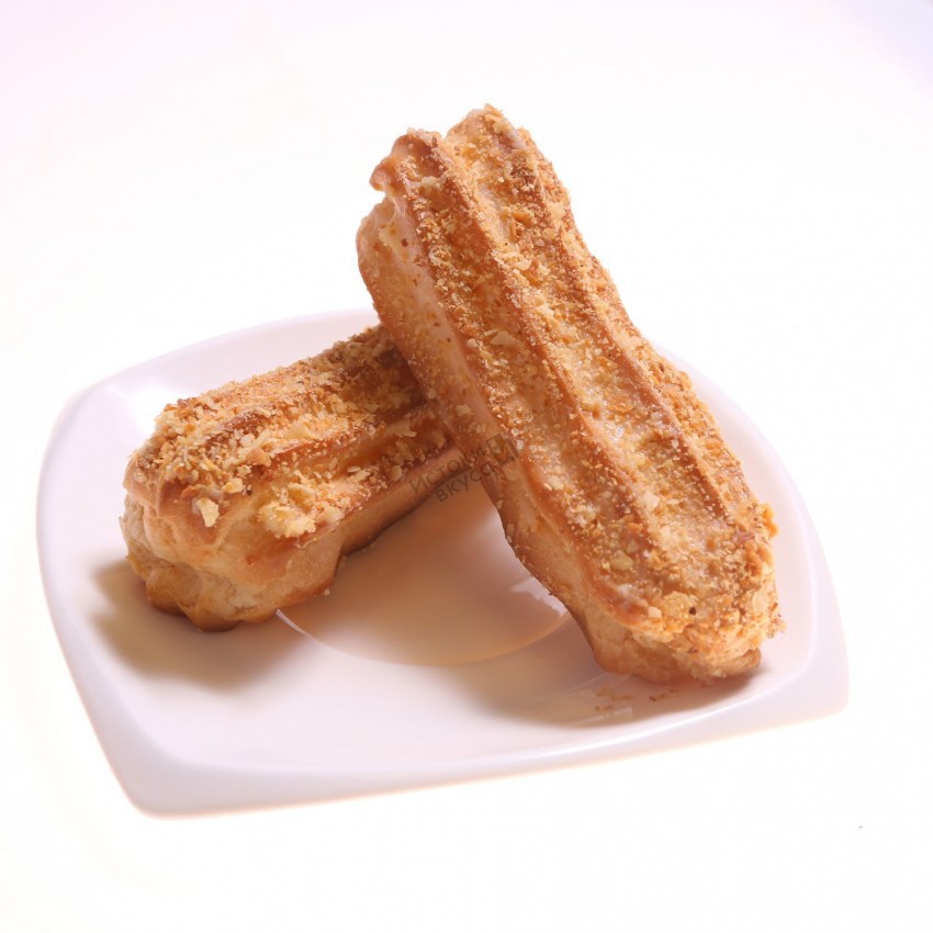 Пирожные эклеры