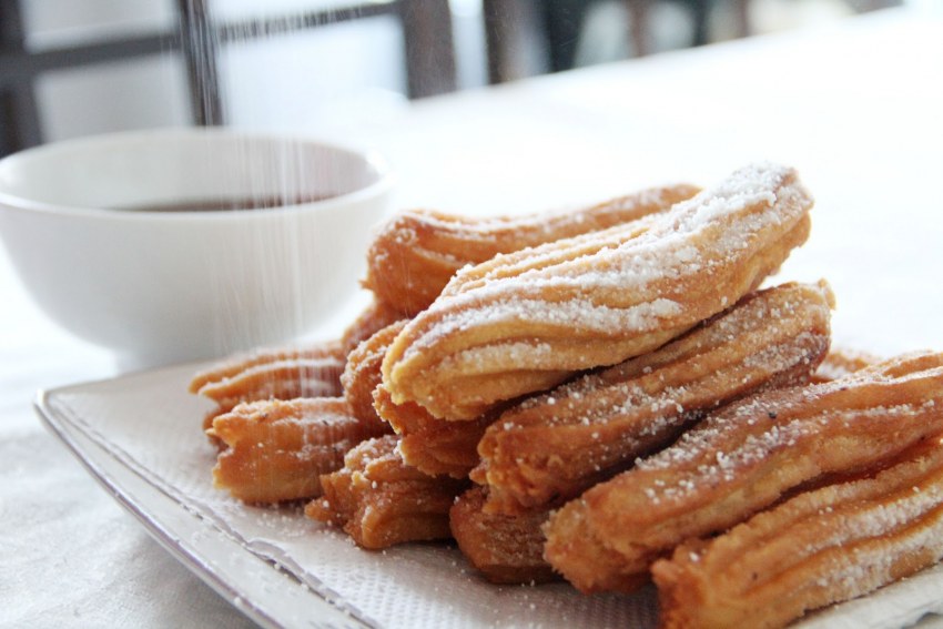 Испанские пончики чуррос