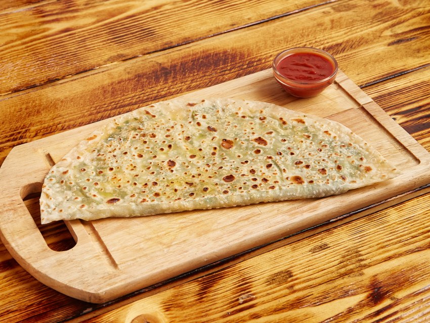 Кутаб с сыром и зеленью