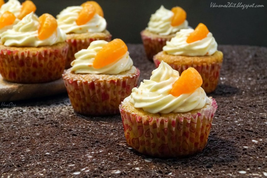 Мандариновые капкейки