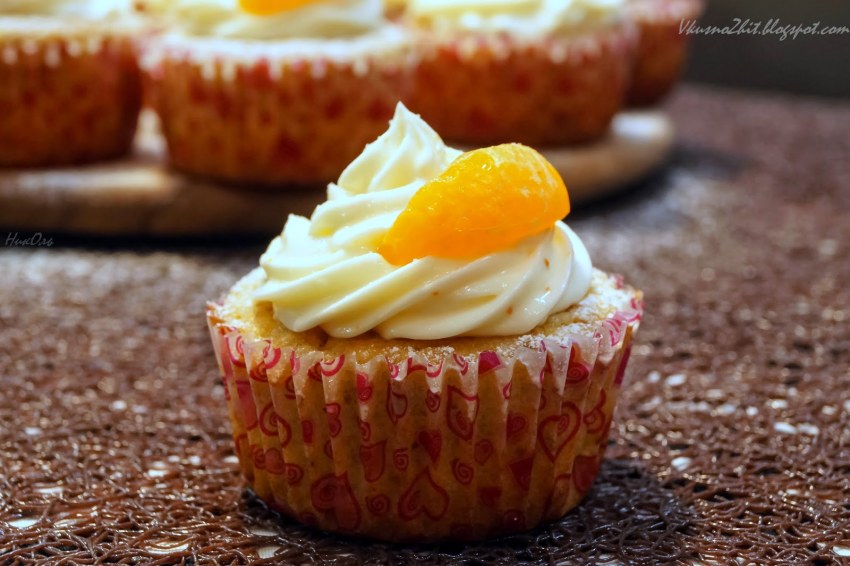 Капкейки с мандариновым курдом
