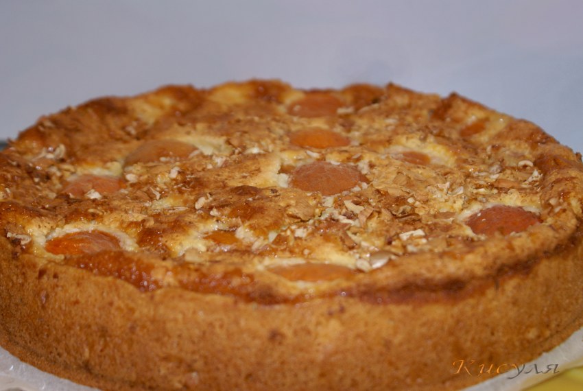 Творожно-абрикосовый пирог