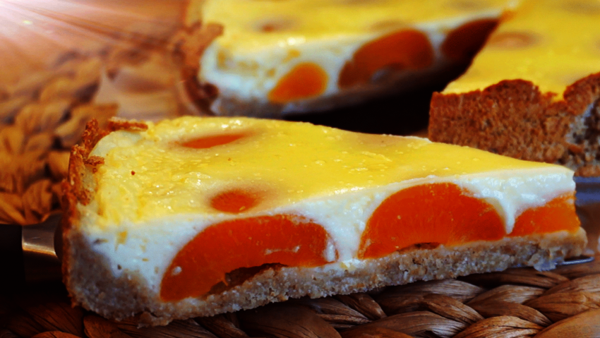 Абрикосовый Коблер