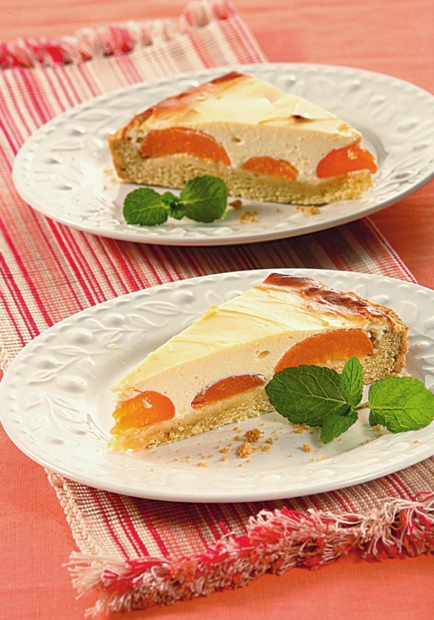 Пирог с абрикосом