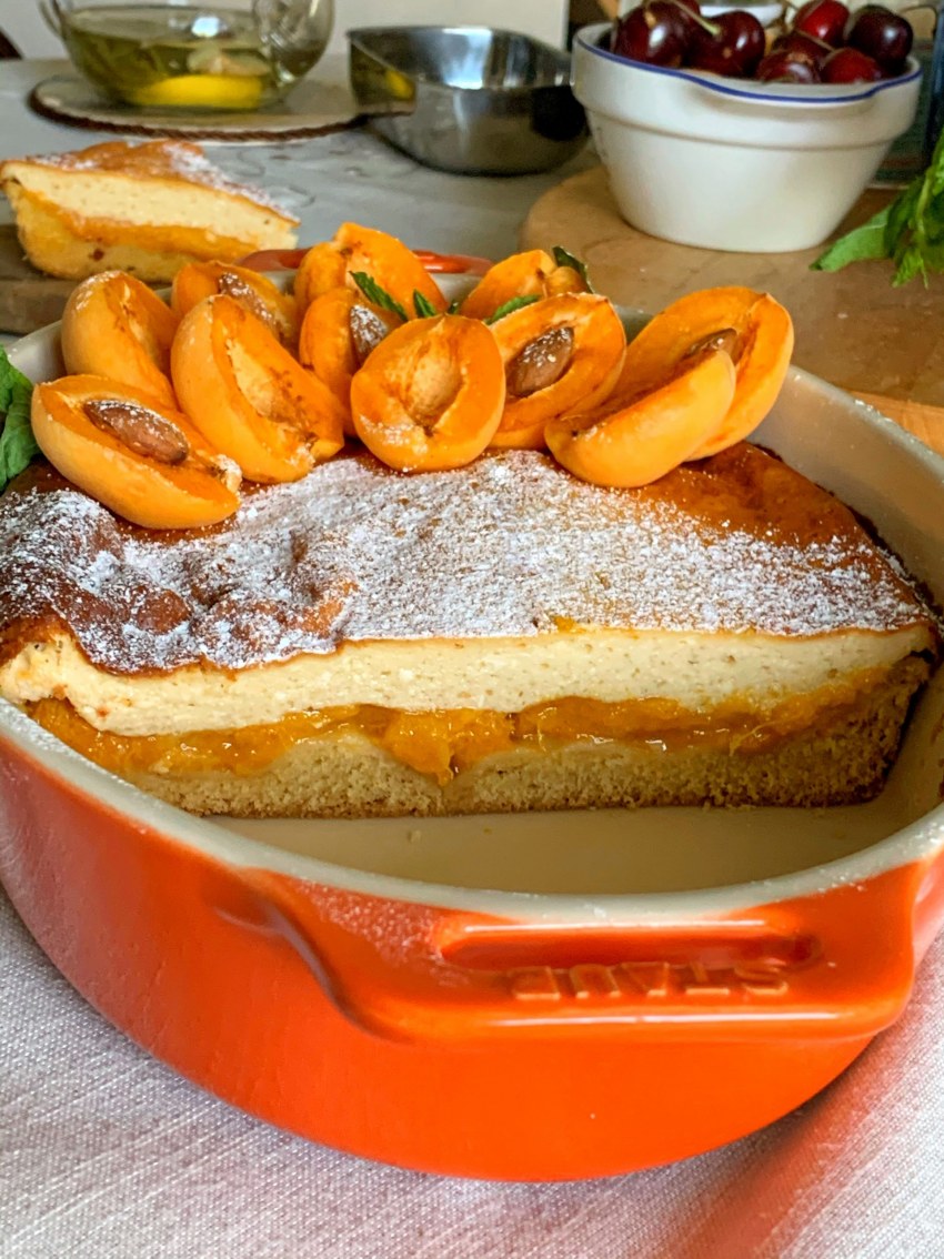 Выпечка с абрикосами