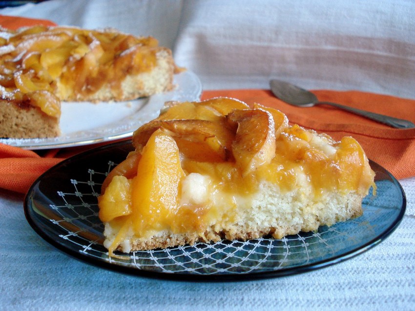 Пирог с абрикосом