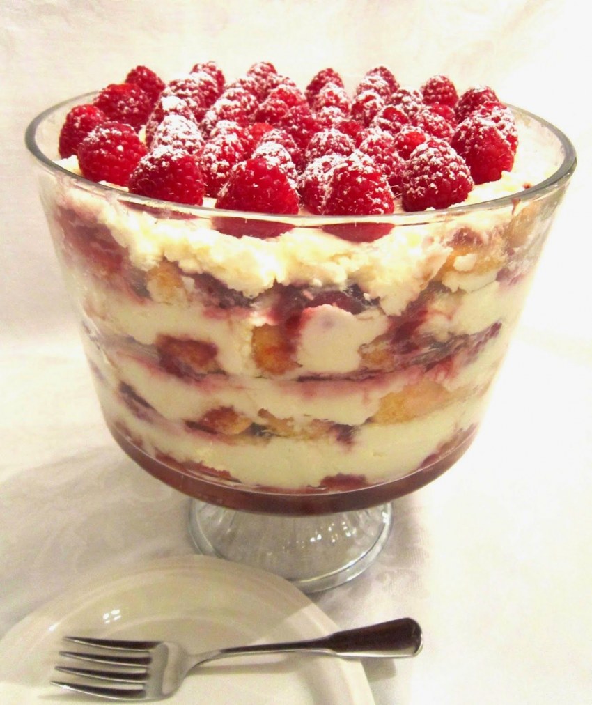 Малиновый тирамису