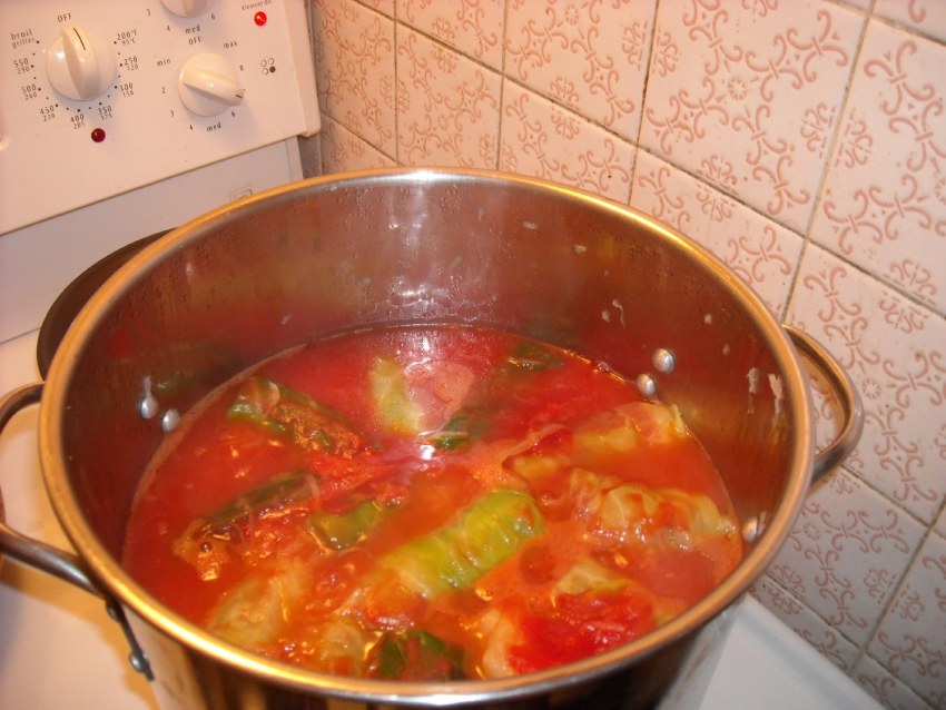 Голубцы в кастрюле развалились