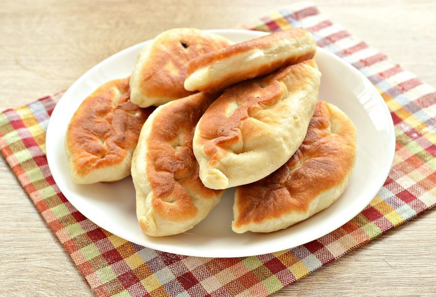 Пончики с повидлом жареные