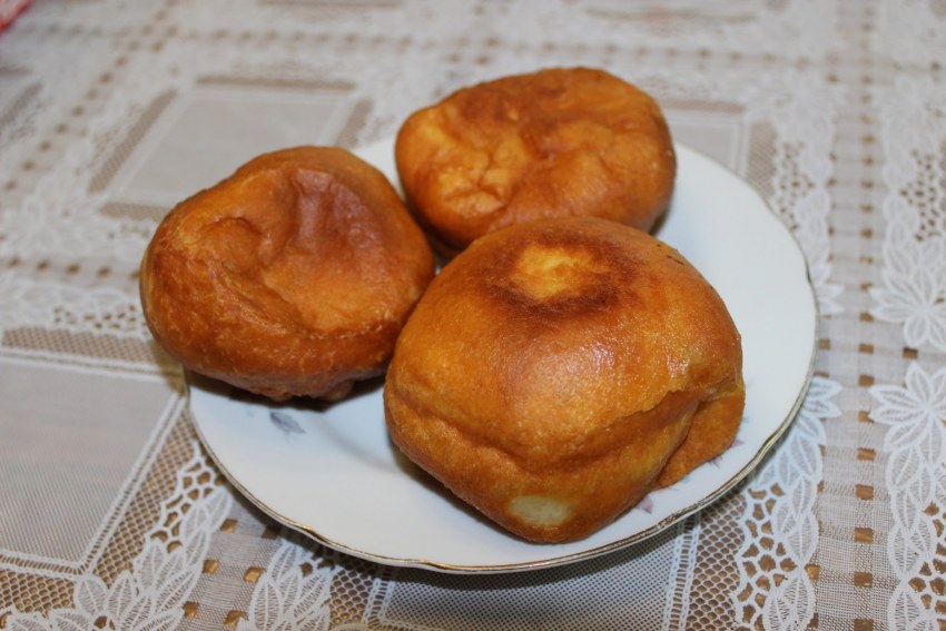 Пирожки печеные с повидлом