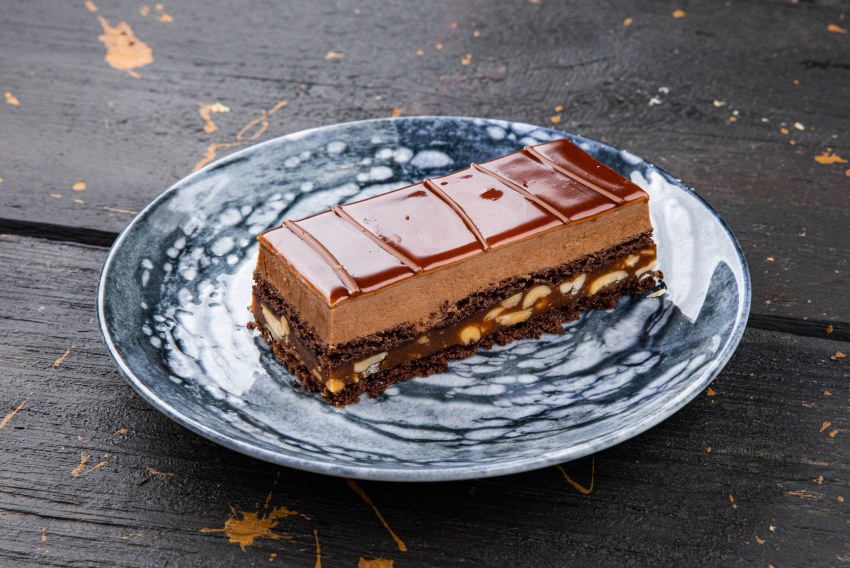 Свадебный торт Сникерс