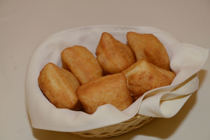 Национальное блюдо Казахстана баурсаки