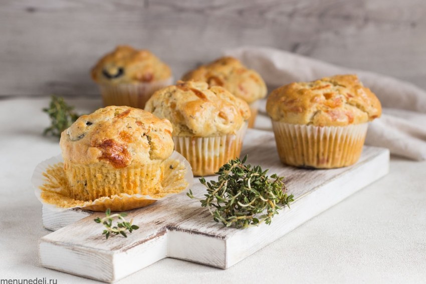 Куриные маффины с сыром