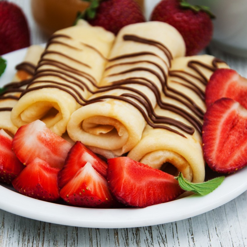 Блинчики с клубникой