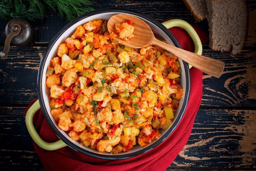 Куриное филе тушеное с овощами и тыквой