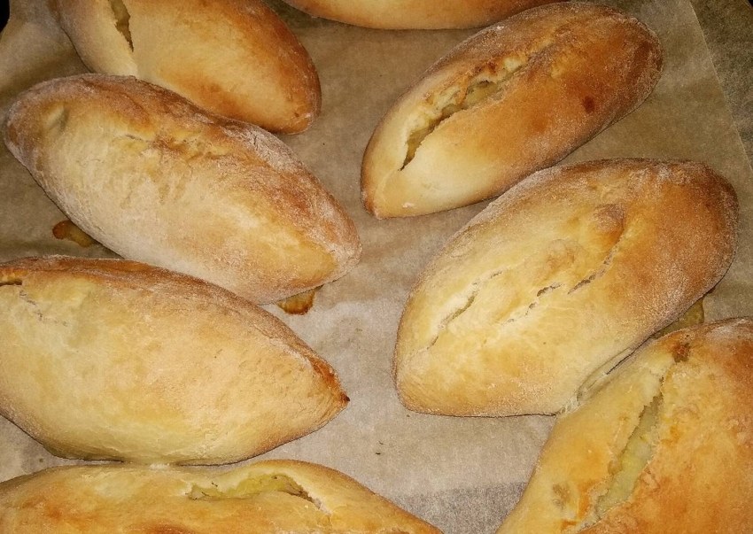 Расстегай с грибами и картофелем