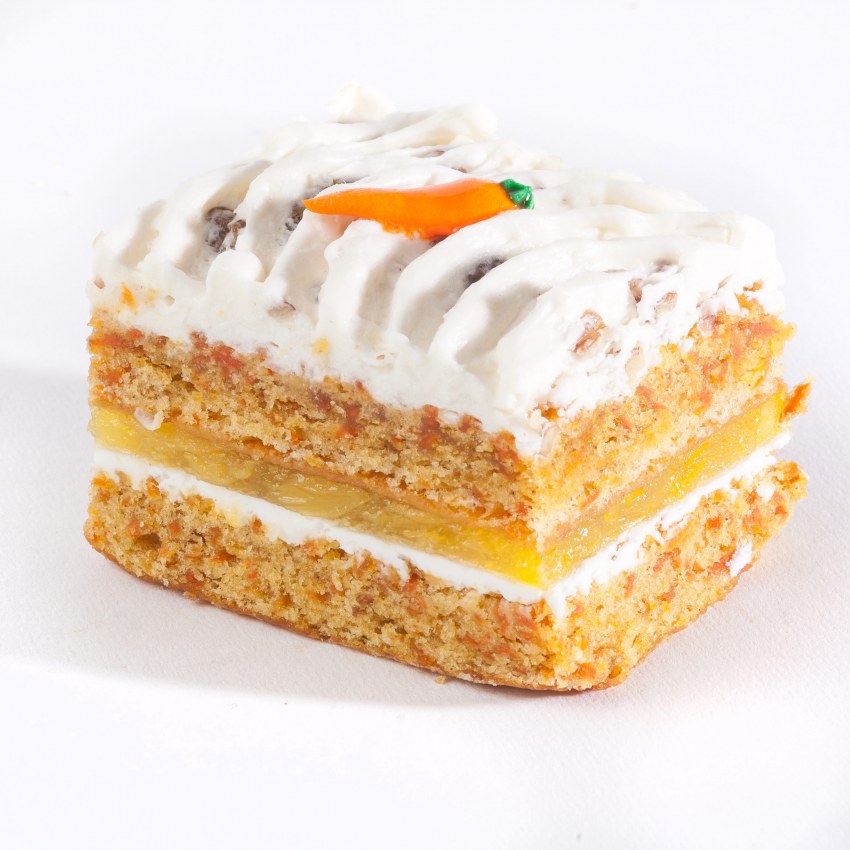 Украшение морковного торта