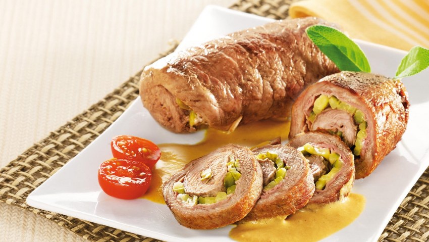 Мясной рулет Пасхальный