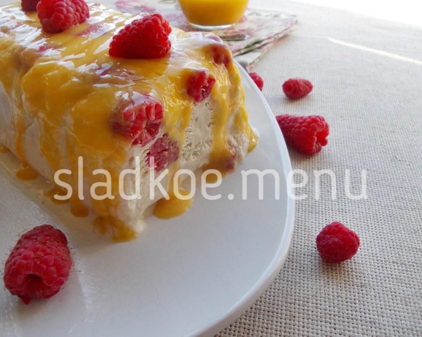 Малиновый семифредо