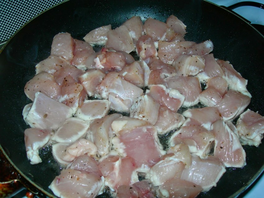 Курица с грибами в духовке