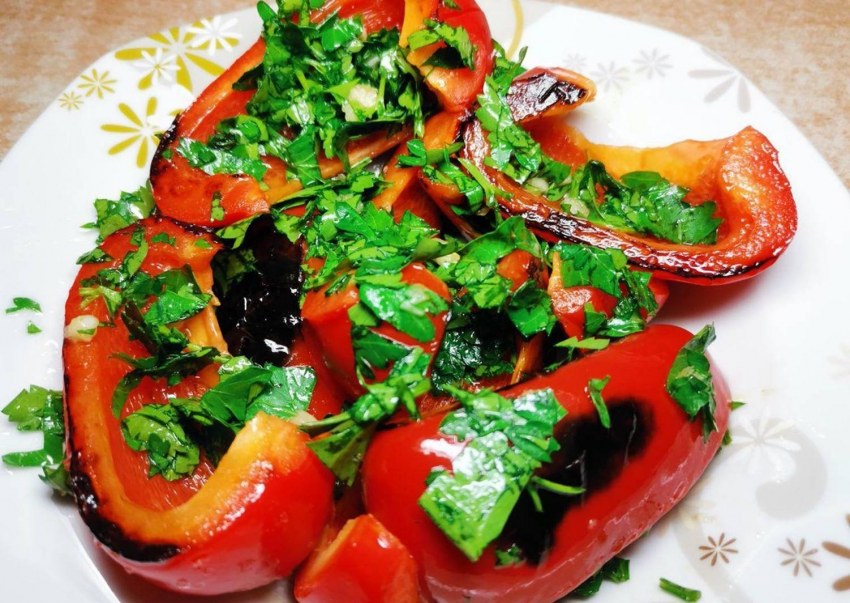 Печеный болгарский перец