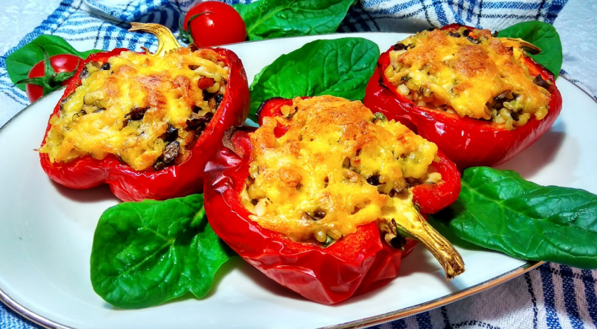 Лечо с опятами.