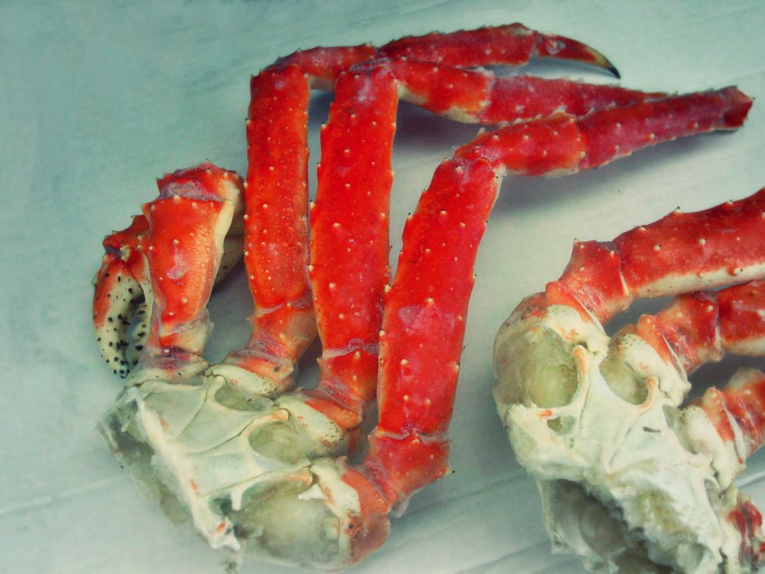 Целый краб свежемороженный