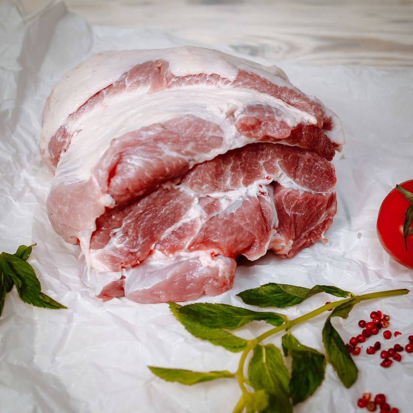 Окорок свиной без кости