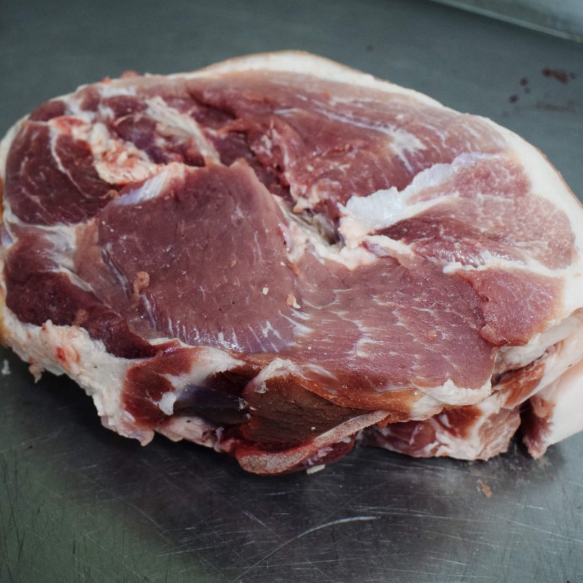 Окорок свиной