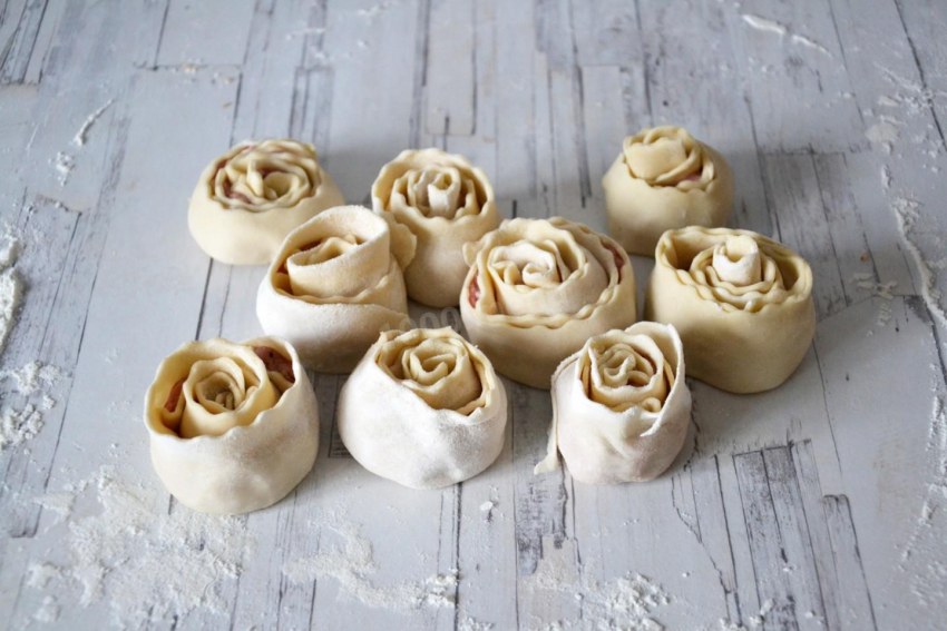 Розочки с ветчиной и сыром