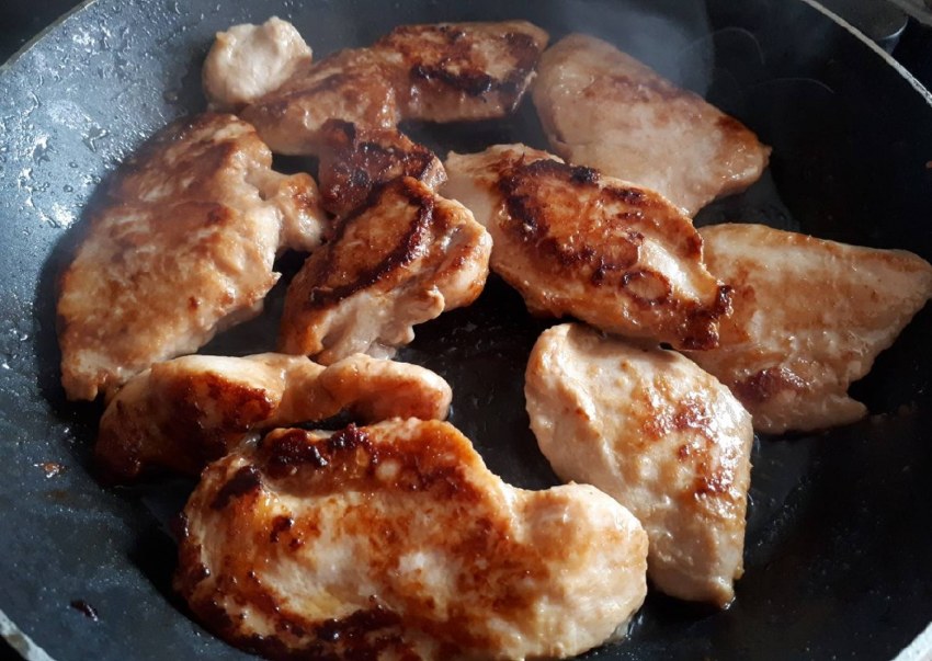 Филе индейки на сковороде