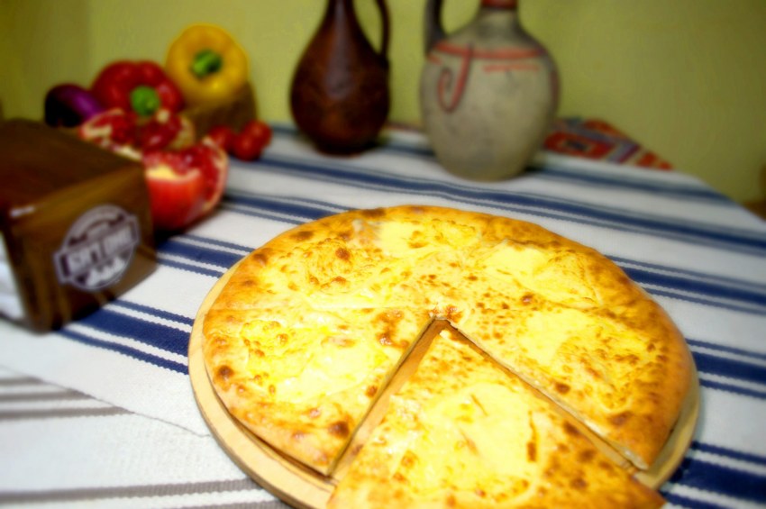 Аджарули с яйцом