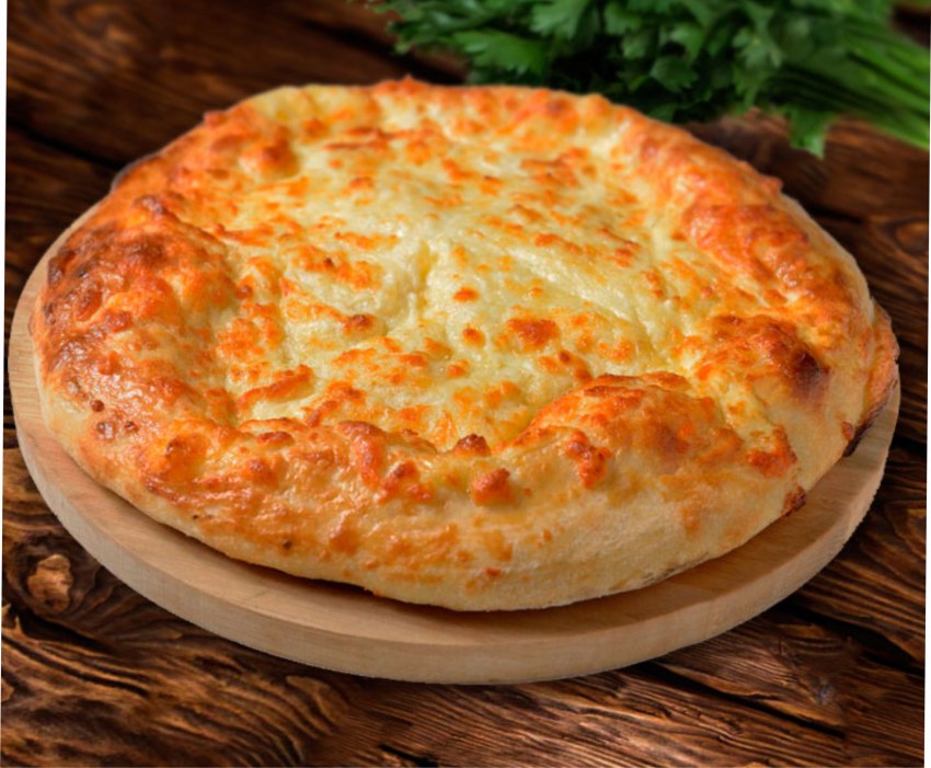 Хачапури по-аджарски в ресторане